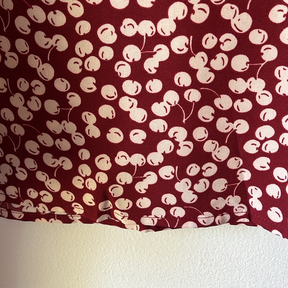 C+D+M Collection Cherry Print Flowy Blouse Balloon Sleeves Ruffle Split Neck - Picture 6 of 16